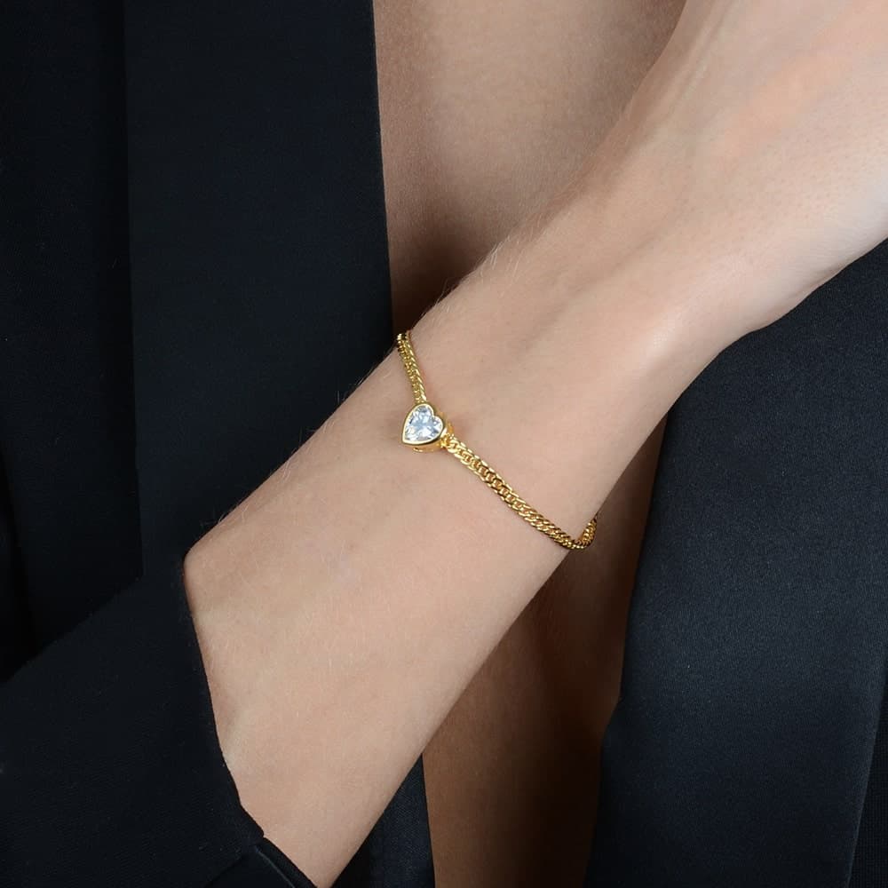 Pulseira Dourada com Pedra de Coração em Zircônia, imagem 2