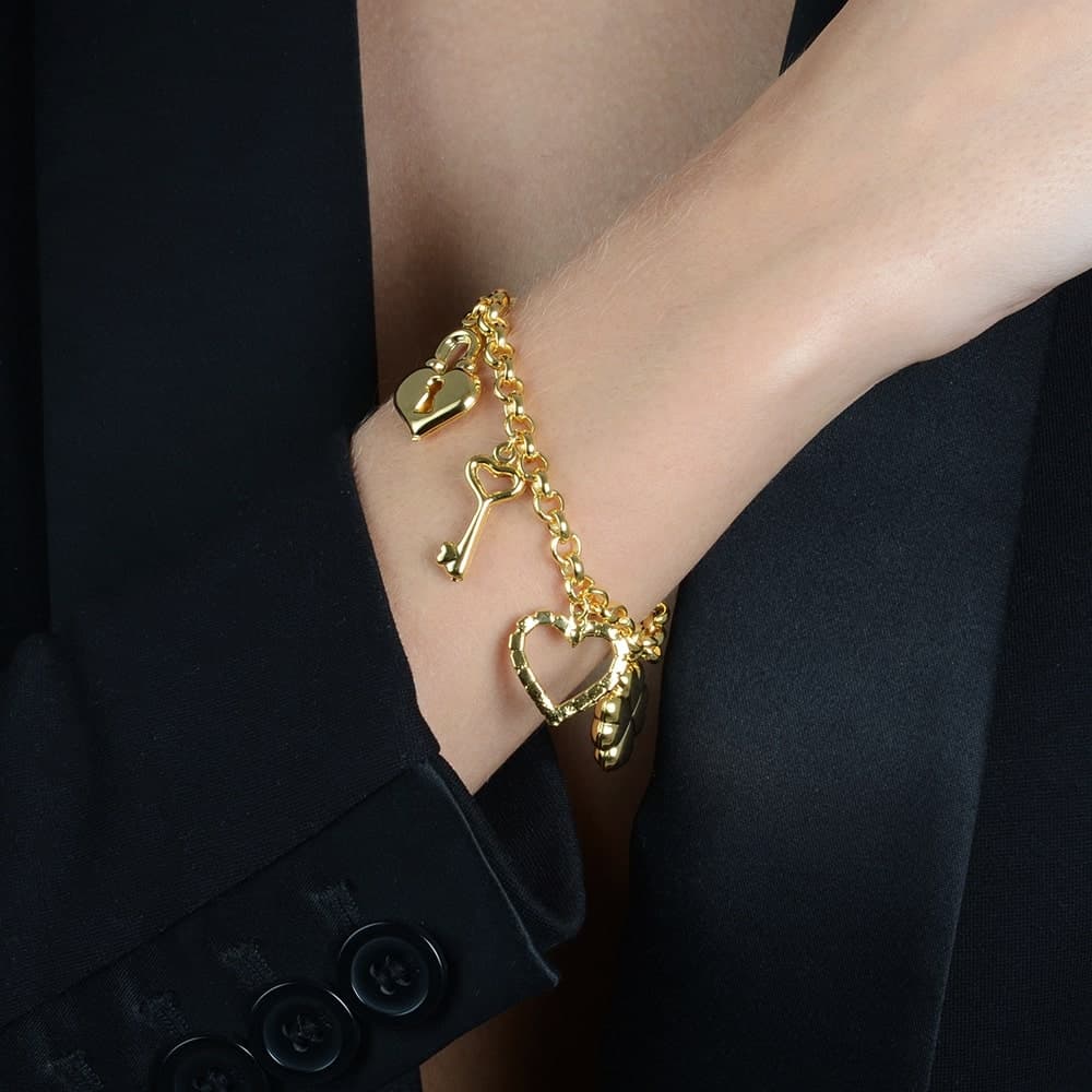 Pulseira Dourada Elo Português com Coração, Cadeado, Trevo e Chave, imagem 2