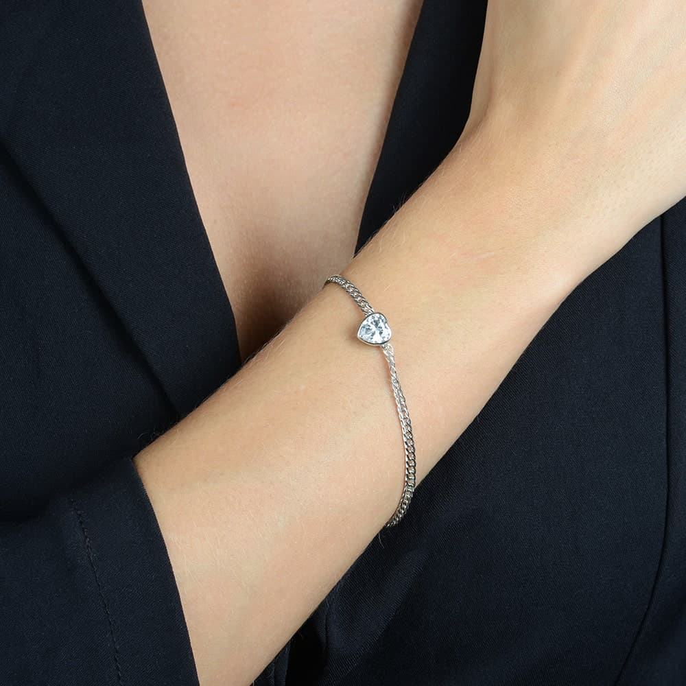 Pulseira Prateada com Pedra de Coração em Zircônia, imagem 2